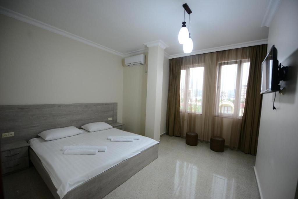 Nana'S Hotel Tchaikovsky Street 34 Batumi Exteriér fotografie